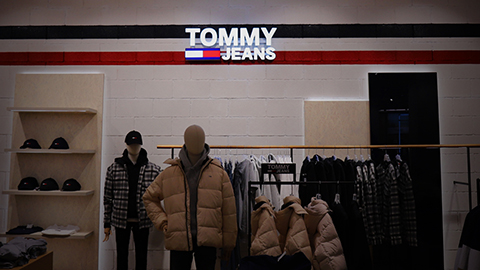 TOMMY_JEANS